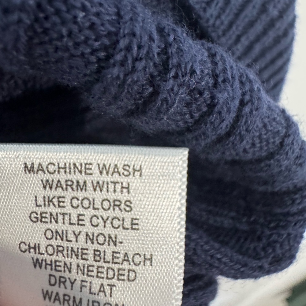 croft & barrow Navy Ribbed Sleeveless Knit Tank with White Trim - Picture 5 of 5